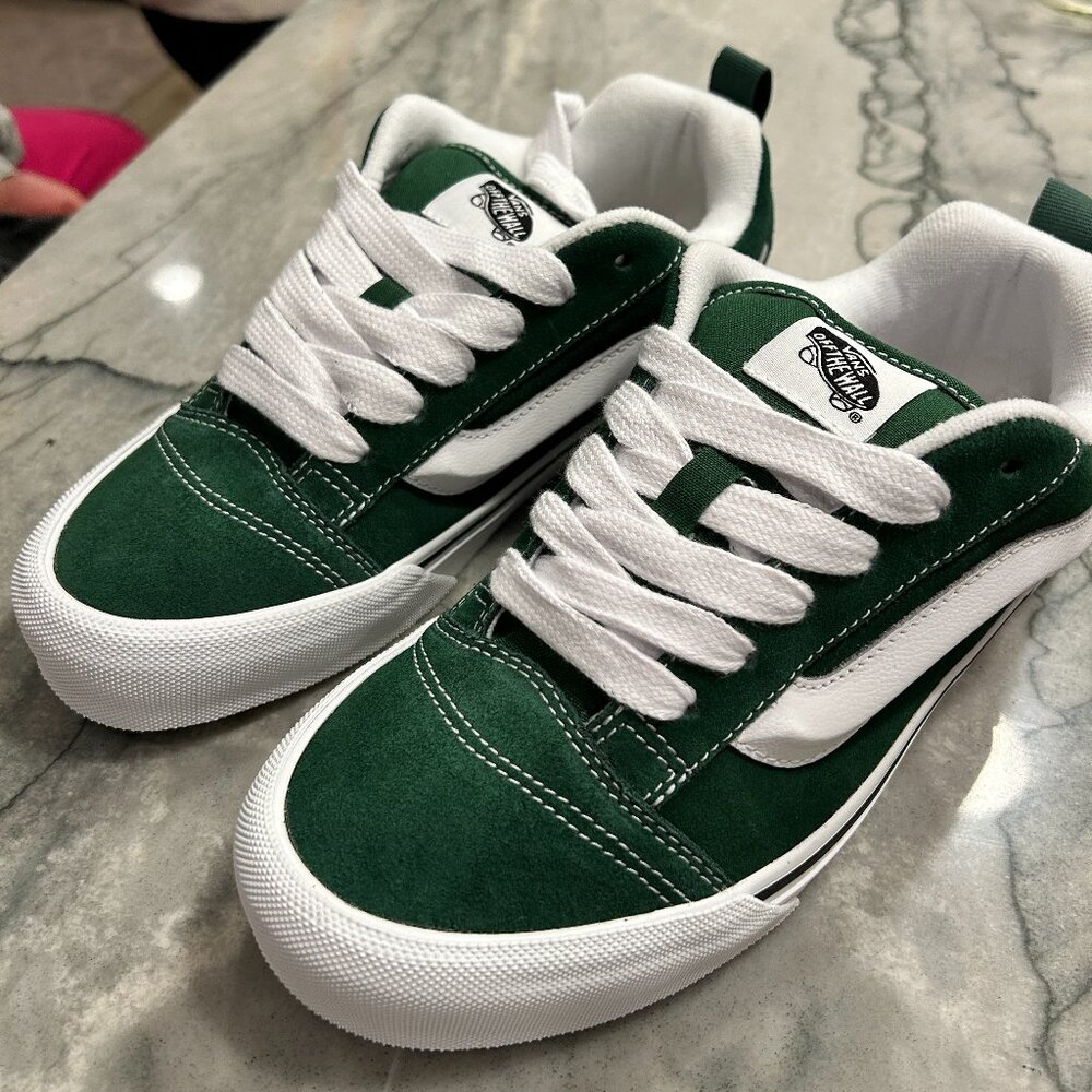Vans Knu Skool Eden Green Sneakers – Women’s 7.5 / Men’s 6 – New in Box